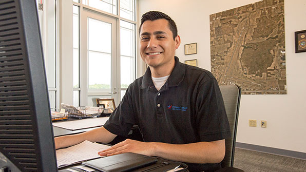 SIU MPA Student works on a computer