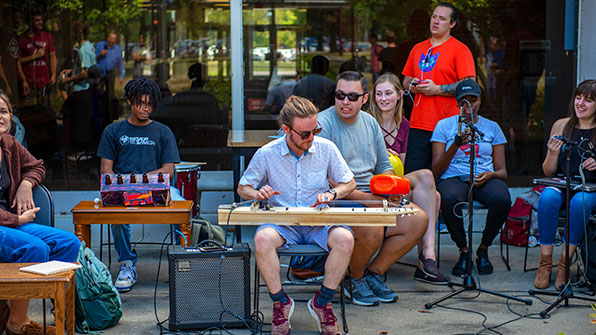 SIU Music Students perform 