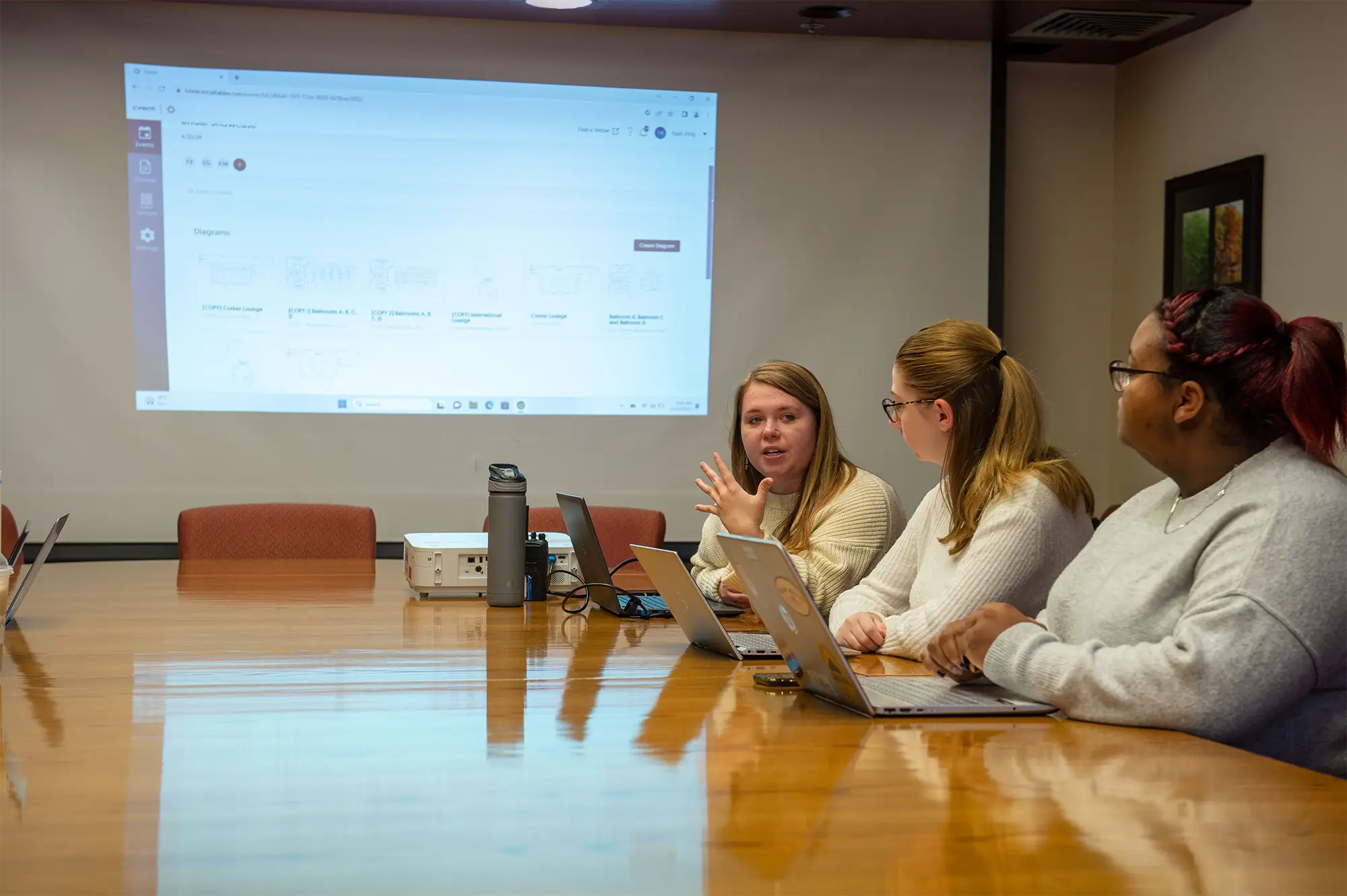 SIU students event planning session