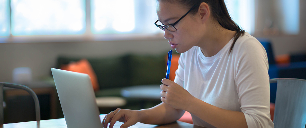 Student browsing law library